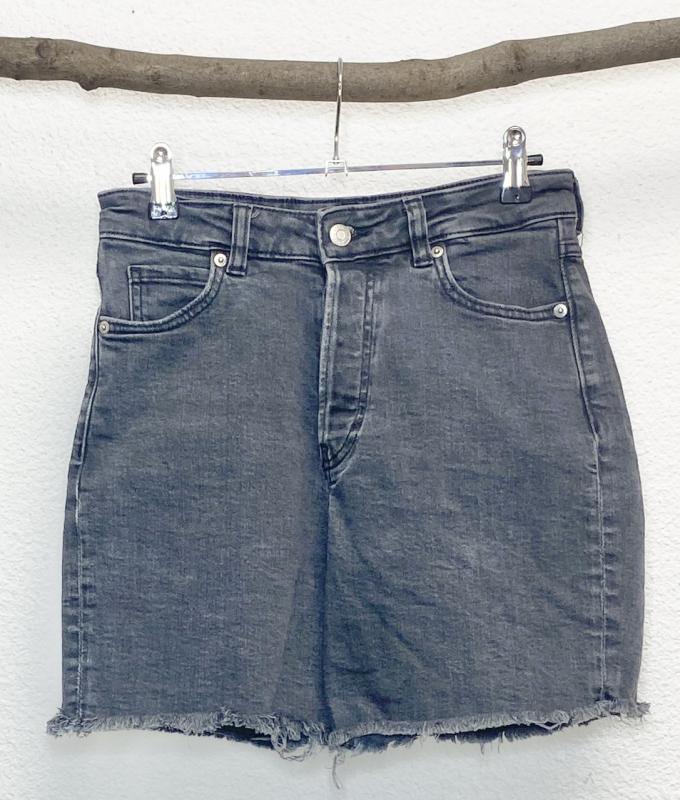 Short Fille 14 ans